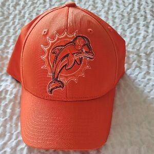 Vintage REEBOK FITMAX'70 fitted L/XL Miami Dolphins Hat